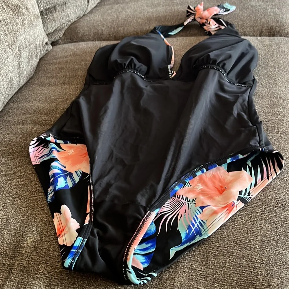 DKNY Tropical‎ Floral One Piece Swimsuit in Black/Pink Sizes XL NWOT - Picture 12 of 15